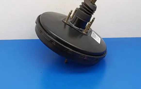 Peugeot 307 Brake booster 9648368980
