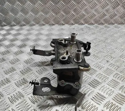 Mercedes-Benz AMG GT R190 C190 Engine oil radiator A1975000800