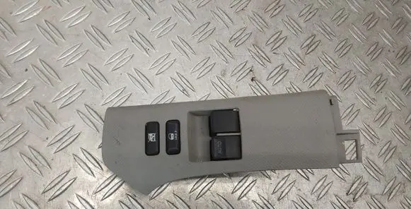 Toyota Yaris Electric window control switch 742320D110
