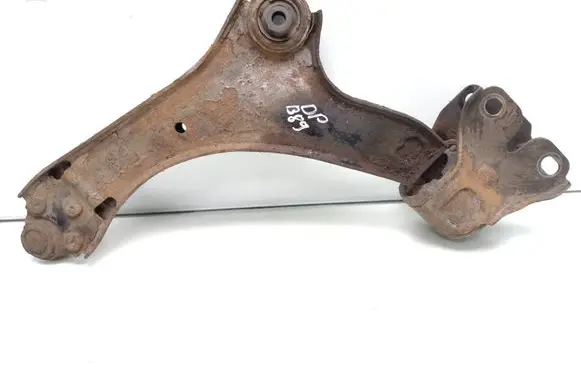 Volvo V70 Front lower control arm/wishbone 25221522