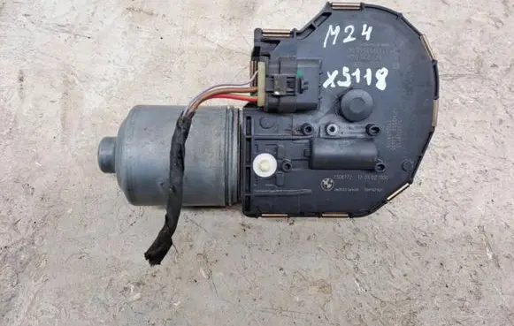 BMW 5 F10 F11 Wiper motor 7308772
