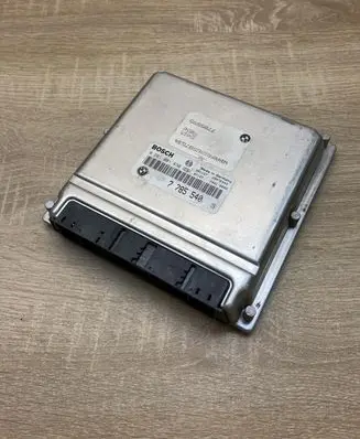 BMW 5 E39 Engine control unit/module ECU 7785540 0281001830