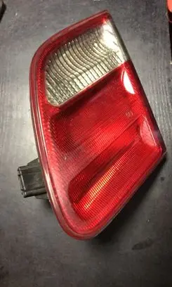 Mercedes-Benz E W210 Tailgate rear/tail lights 2109204064