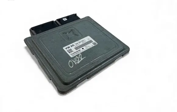 Audi Q3 F3 Engine control unit/module ECU 06K907425J