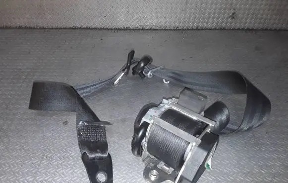 Ford Mondeo MK IV Front seatbelt 606639200