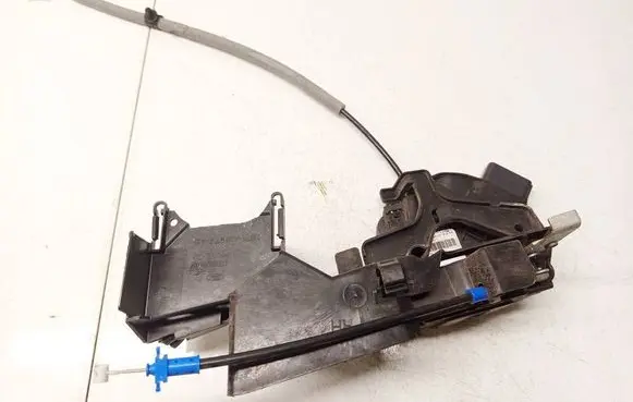 Ford Mondeo MK IV Front door lock 8M2AR21812AA