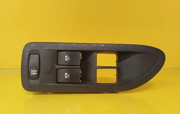 Renault Laguna I Electric window control switch 26515