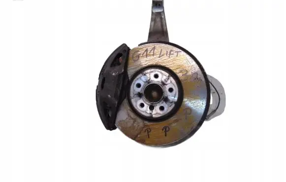 BMW 7 G11 G12 Front wheel hub spindle knuckle