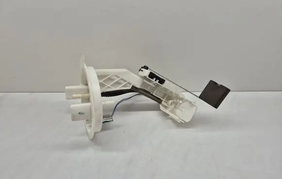 Mercedes-Benz C W204 Fuel level sensor A2044700694
