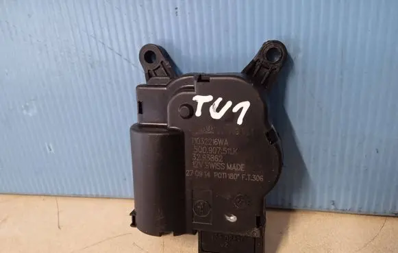 Skoda Octavia Mk3 (5E) Air flap motor/actuator 5Q0907511K