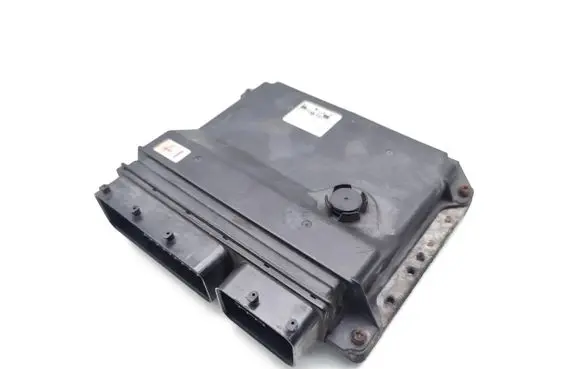 Lexus IS 220D-250-350 Engine control unit/module 89661-53700 175800-7704