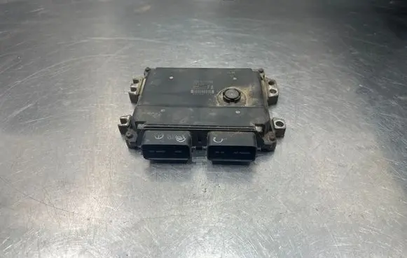 Suzuki Grand Vitara II Engine control unit/module 3391078K0 ECM078K00 1123008311