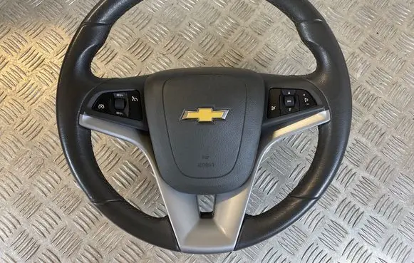 Chevrolet Cruze Steering wheel 13307026 13293020