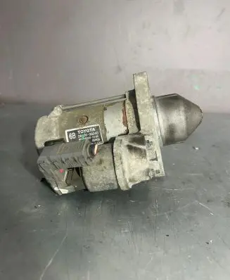Toyota Avensis T250 Starter motor 281000G040 05H09 MS4280003180