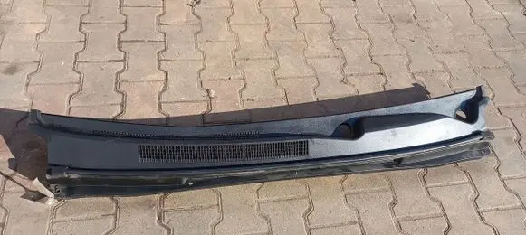KIA Carens II Wiper trim