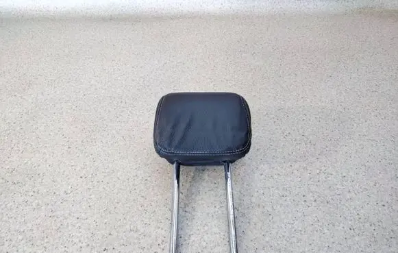 Mercedes-Benz C W205 Rear seat headrest 