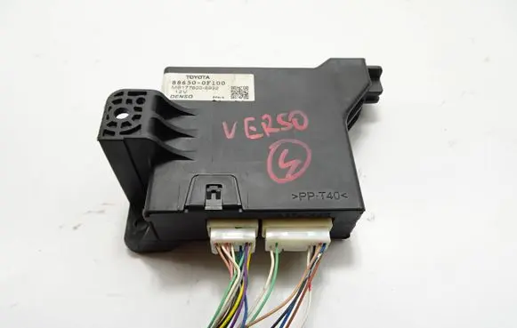 Toyota Verso Air conditioning/heating control unit 886500F100 MB1776008932