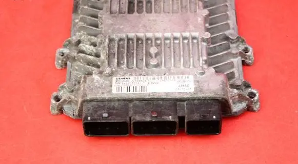 Ford Focus C-MAX Engine control unit/module ECU 6U71-12A650-HA