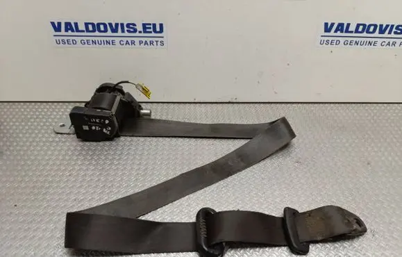 Iveco Daily 35.8 - 9 Front seatbelt 071723020 73553 95011