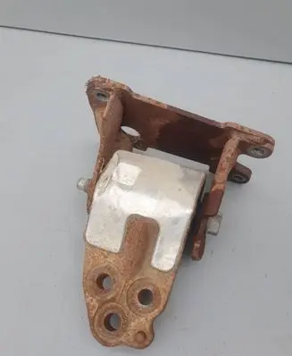 Ford F150 Engine mount bracket JL348D61DA
