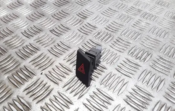Toyota Yaris Hazard light switch 843320D020