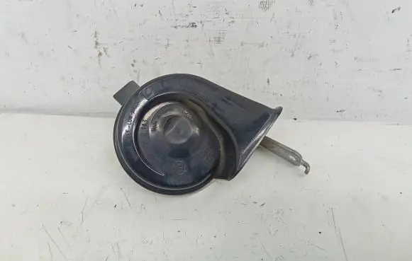 BMW 5 F10 F11 Horn signal 3881157