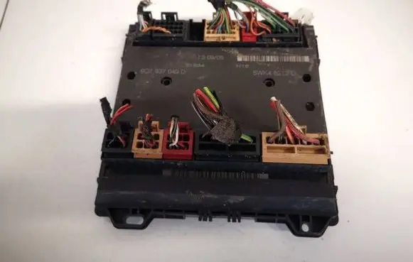 Volkswagen Polo IV 9N3 Comfort/convenience module 6q1937049d 5wk48212d