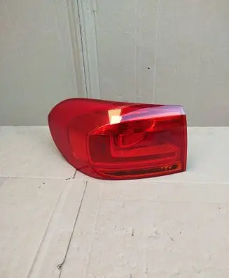 Volkswagen Tiguan Rear/tail lights 5N0945095N