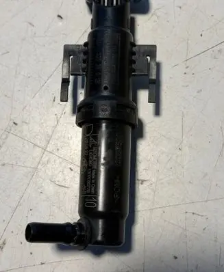 BMW 5 F10 F11 Headlight washer spray nozzle 1307030770 7377668 28064