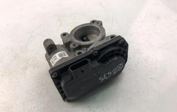 Renault Captur Throttle valve H8201171233
