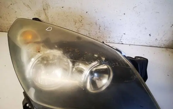Opel Astra H Headlight/headlamp 