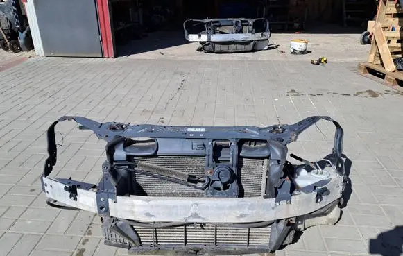 Mercedes-Benz CLK A209 C209 Radiator support slam panel