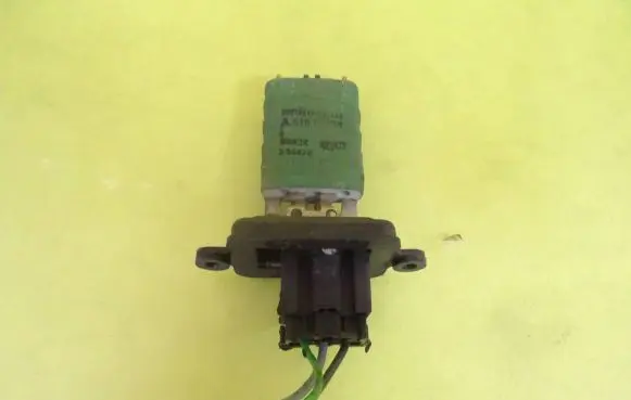 Fiat Seicento/600 Heater blower motor/fan resistor A51000100