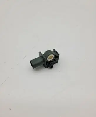 Mercedes-Benz C W204 Airbag deployment crash/impact sensor A172905600