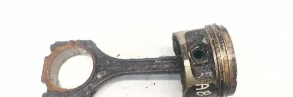 Volkswagen Golf IV Piston with connecting rod