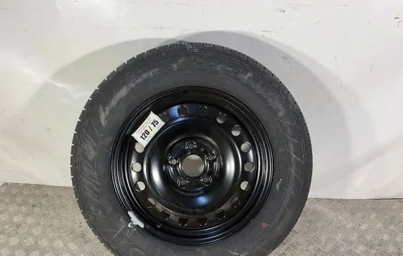 Jeep Grand Cherokee R18 spare wheel 877813