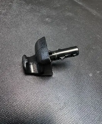 Toyota Hilux VIII Sun visor clip/hook/bracket 743480K011C0