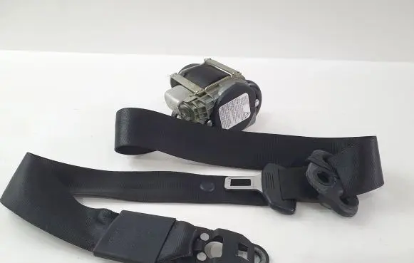 Audi Q7 4L Front seatbelt 4L1867705 E1040702 606727200