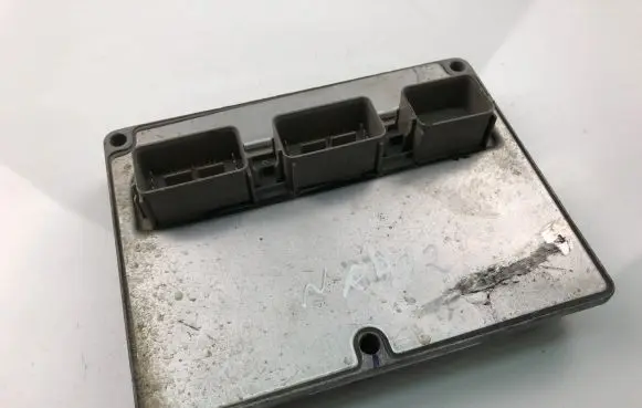 Volvo V50 Engine control unit/module ECU 30743371