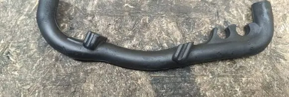 Jaguar XF X250 Breather hose/pipe 4R8Q6C717AC
