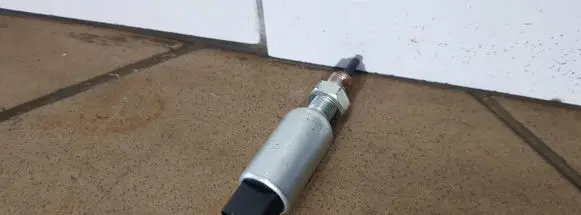Clutch pedal sensor