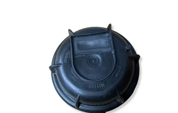 Volvo XC70 Headlight/headlamp dust cover 89025105
