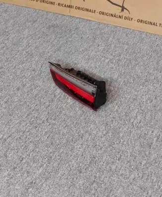 Skoda Karoq Tailgate rear/tail lights 57A945307C 57A.945.307.C