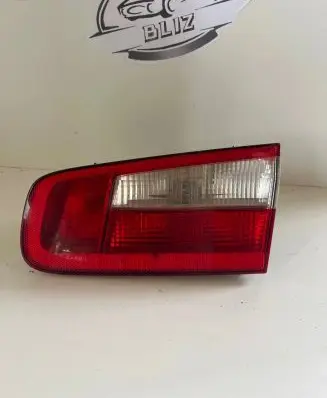 Renault Laguna II Tailgate rear/tail lights 8200002476
