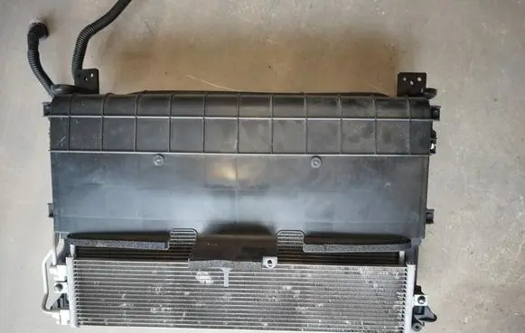 Hyundai Ioniq 5 Radiator set 25304GI100