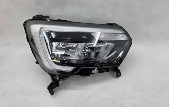 Renault Master III Headlight/headlamp 260105567R