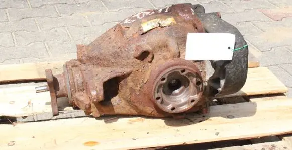 BMW X1 E84 Rear differential 7592938 7592939