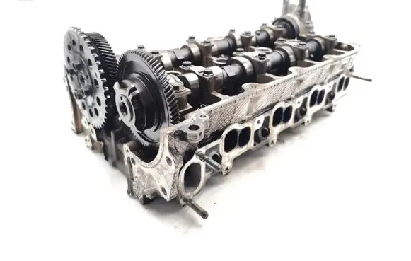 Mazda CX-7 Engine head R2AA R2AAENGINE