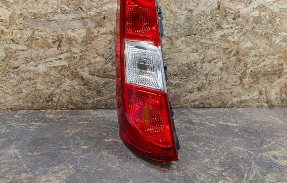 Dacia Dokker Rear/tail lights