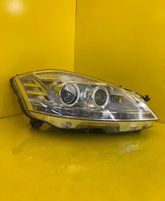Mercedes-Benz S AMG W221 Headlight/headlamp A2218201439